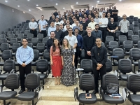 A Maternidade Espiritual pela Santificação dos Sacerdotes: Um Chamado de Oração e Dedicação